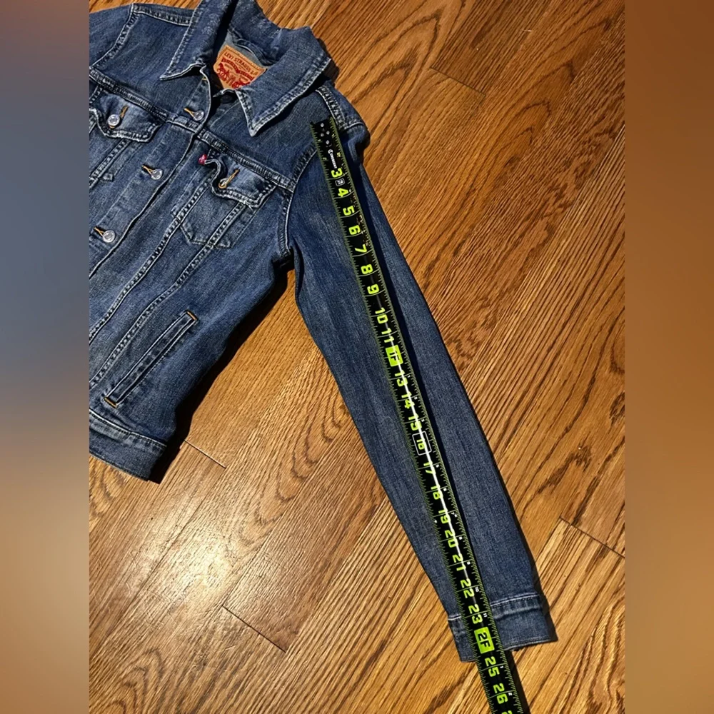 Levi's Dark Blue Denim Jacket - Picture 7 of 12